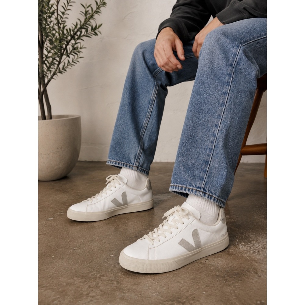 VEJA Campo Men's White Leather Sneakers Gray Suede V Logo EU 42 US 11
